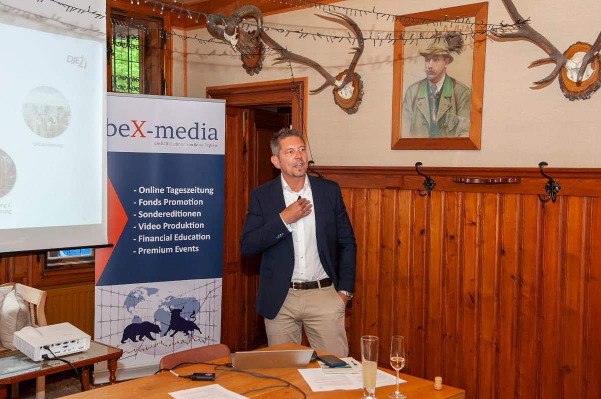 Jörg Peter Kroll spricht über Multi-Asset-Strategien im globalen Spannungsfeld